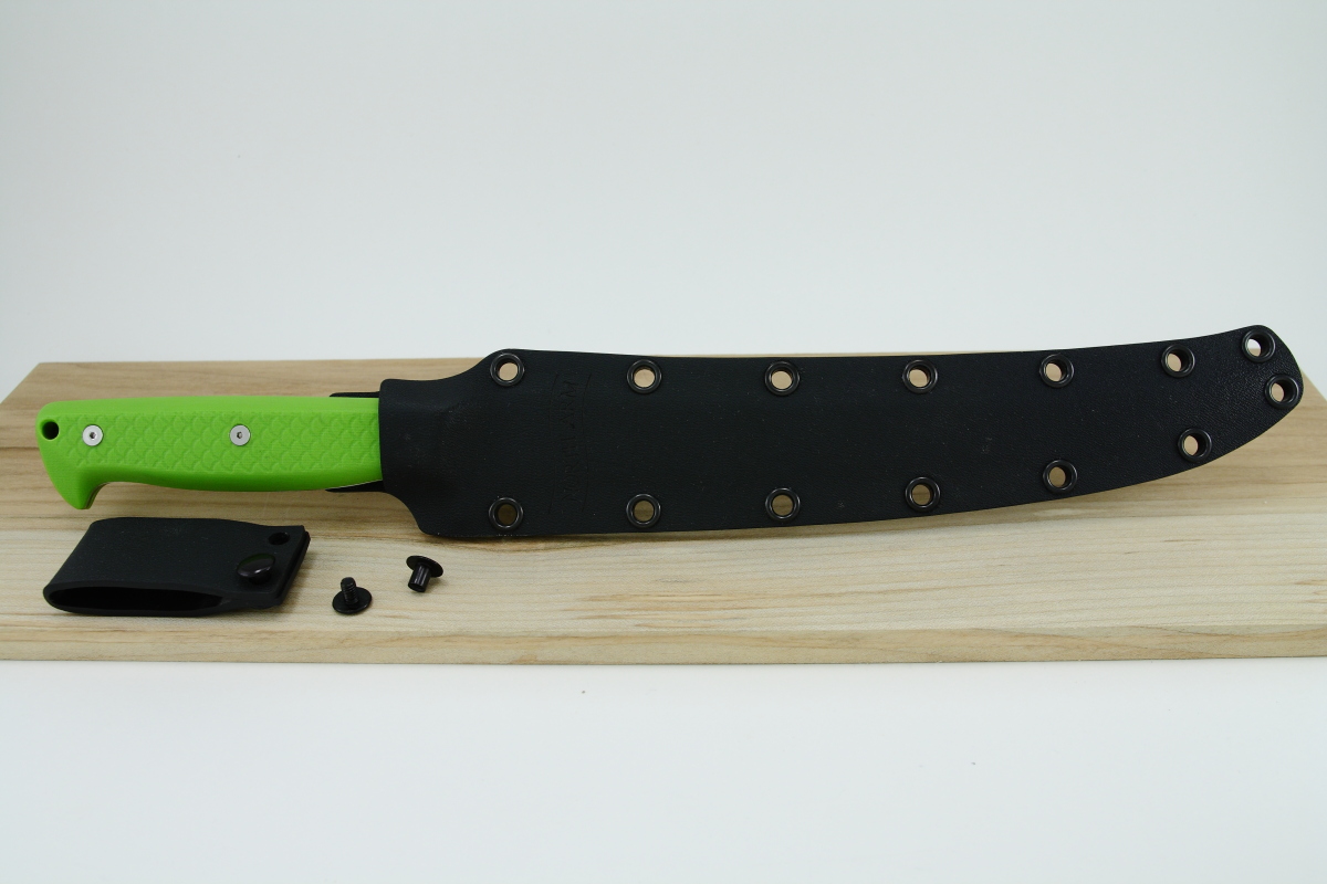 Kermode_fillet_knife_green_handle_sheath.jpg