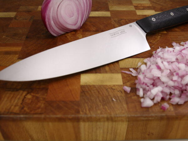 Alder_chefs_knife_carbon_fiber