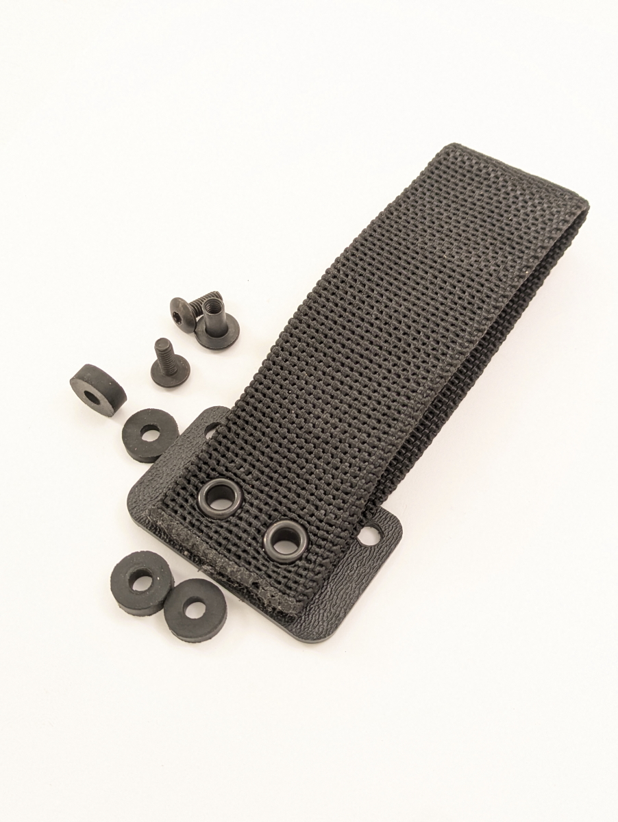 Long_webbing_loop_with_hardware