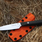 Canadian_made_magnacut_small_game_knife_Mallard